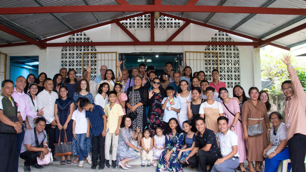 62 baptised in the Philippines to conclude international evangelistic campaign