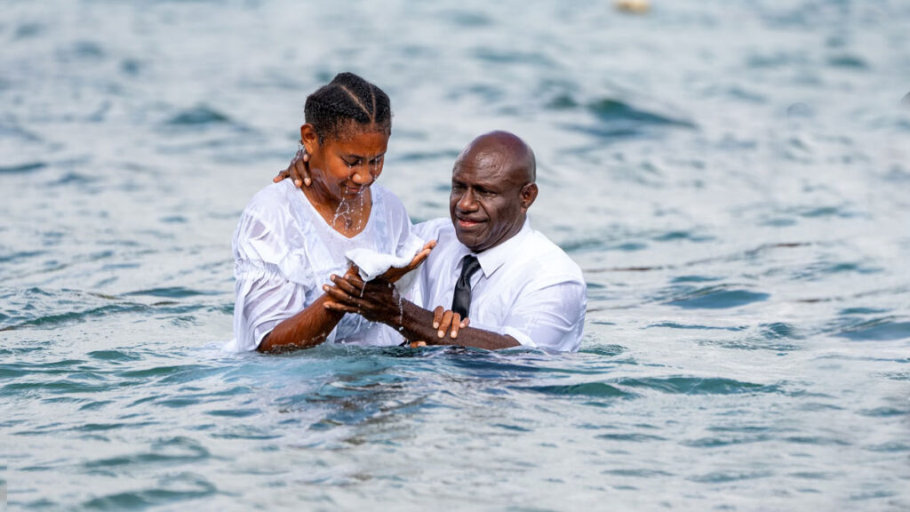 First baptisms on Ifira Island