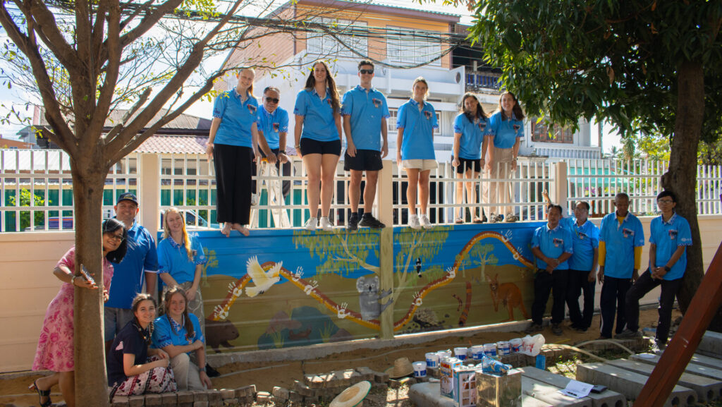 Avondale students serve in Thailand