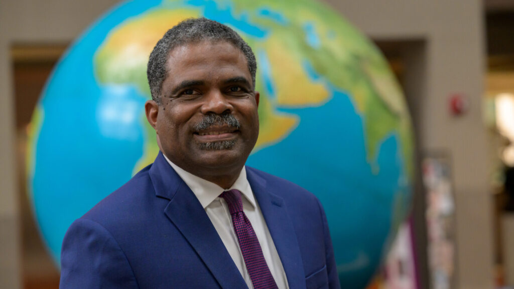 GC Session delegates reelect Paul Douglas as treasurer